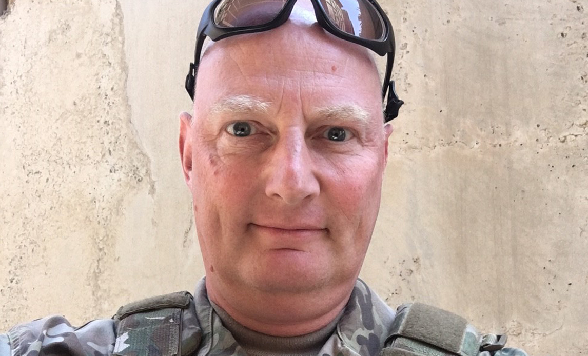 Oberst Søren Andersen i lejren i Bagdag i Irak under sin udsendelse for NATO i 2021.